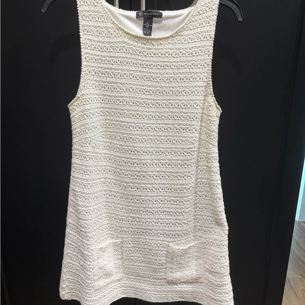 INC International Concepts white top